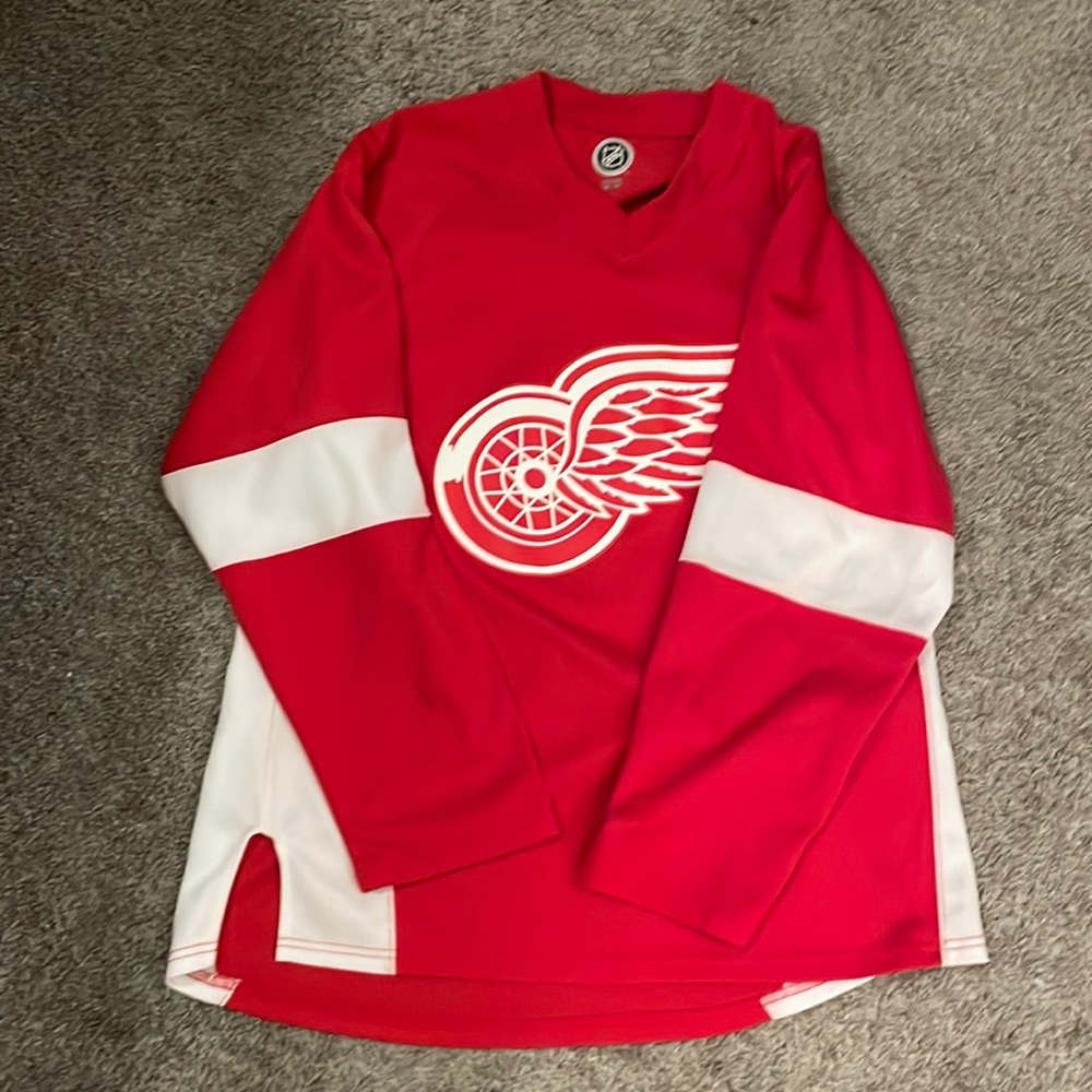 Red Wings Jersey. Never worn